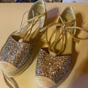 Beautiful lace up sandals